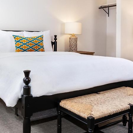 The Ellery Hotel นอร์ทแธมป์ตัน ภายนอก รูปภาพ